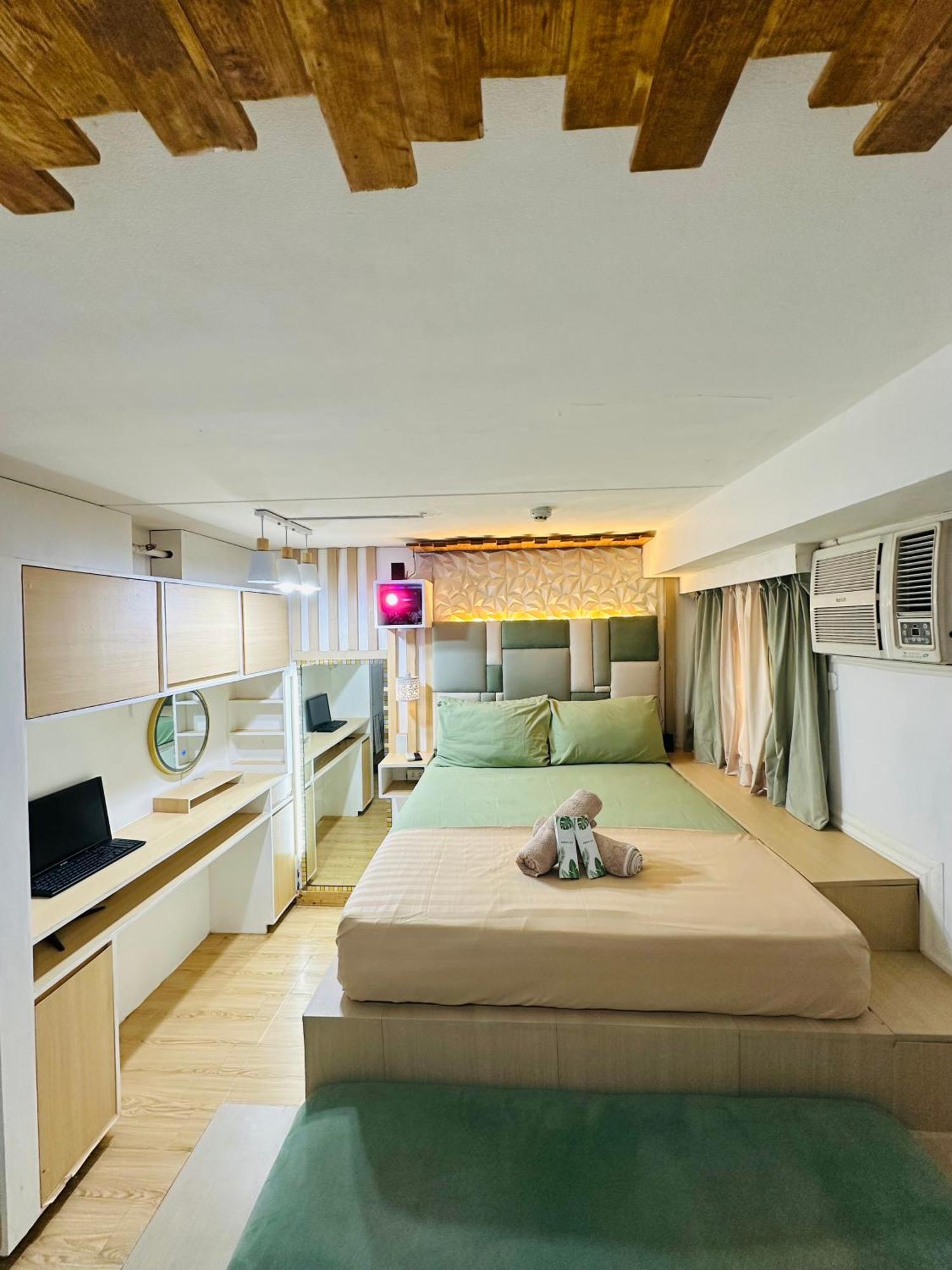 Aparthotel Aesthetic Unit With Cinema Theater Japan Technology *