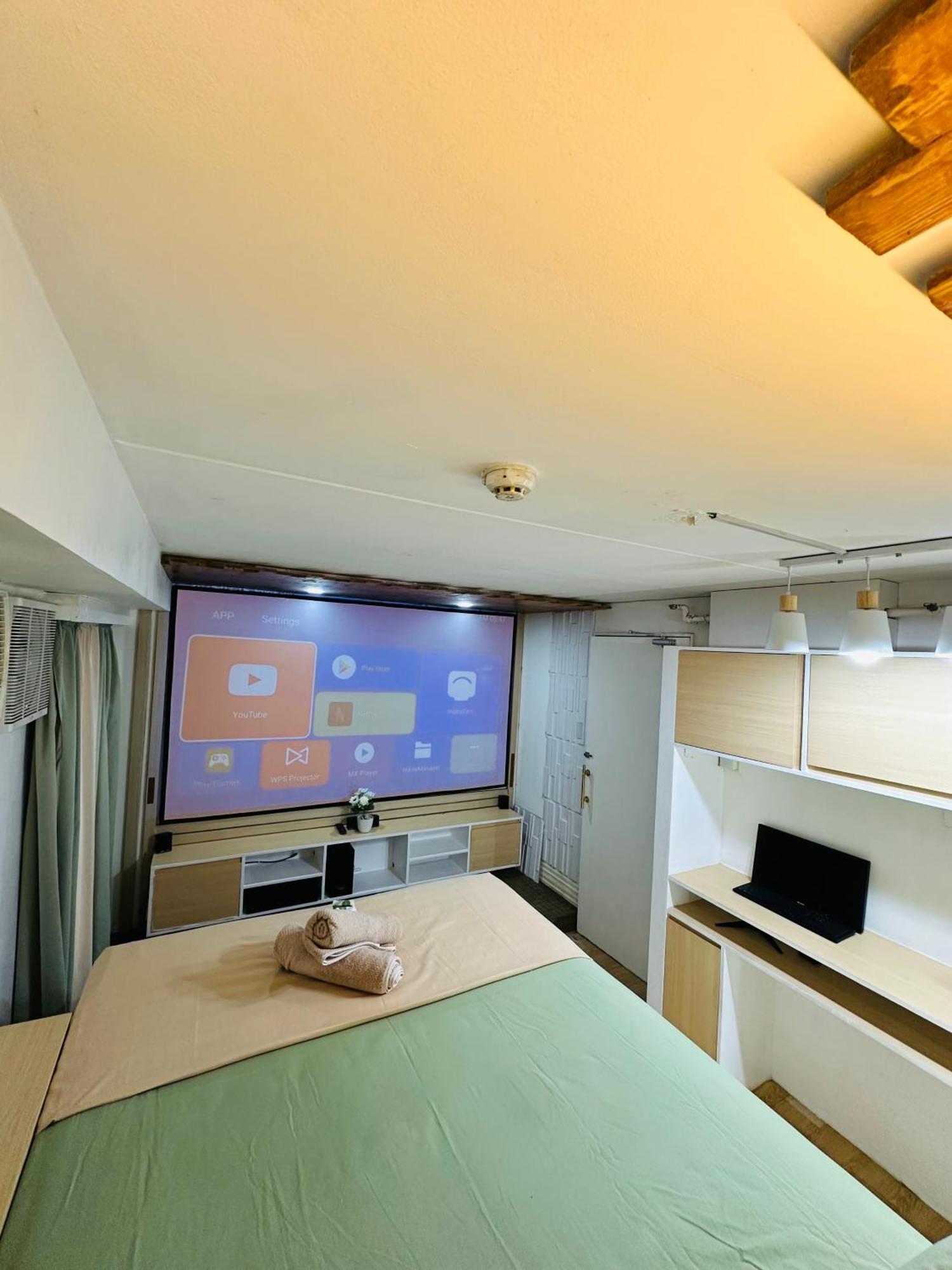 Aparthotel Aesthetic Unit With Cinema Theater Japan Technology *