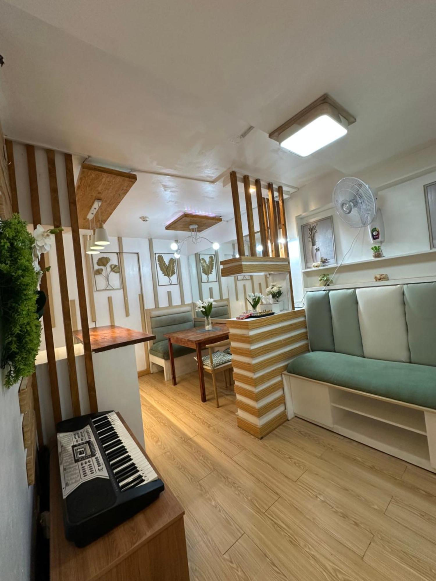 Aesthetic Unit With Cinema Theater Japan Technology Aparthotel